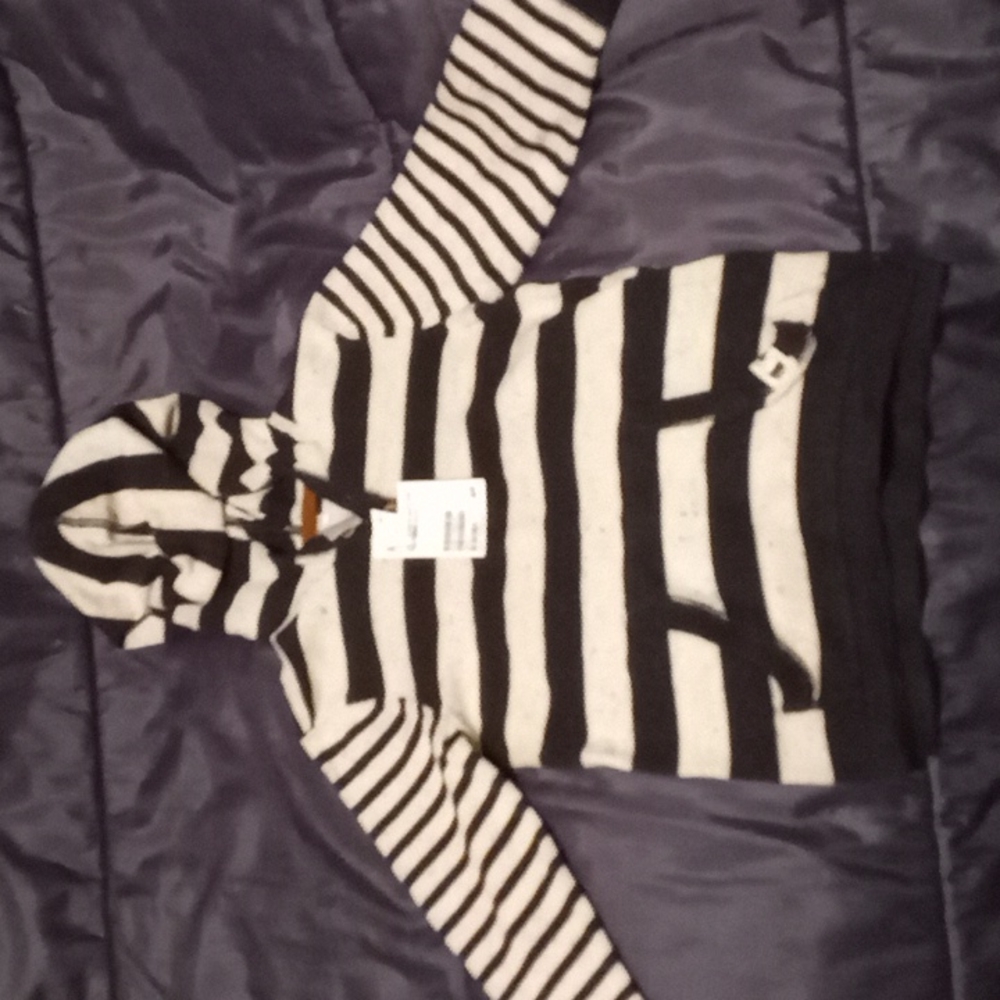 H an m size 12-18 months
